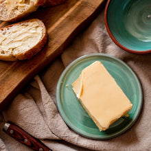 Load image into Gallery viewer, Round Butter Dish