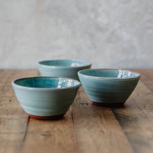 Load image into Gallery viewer, Set of 3 dip bowls - Gift Boxed
